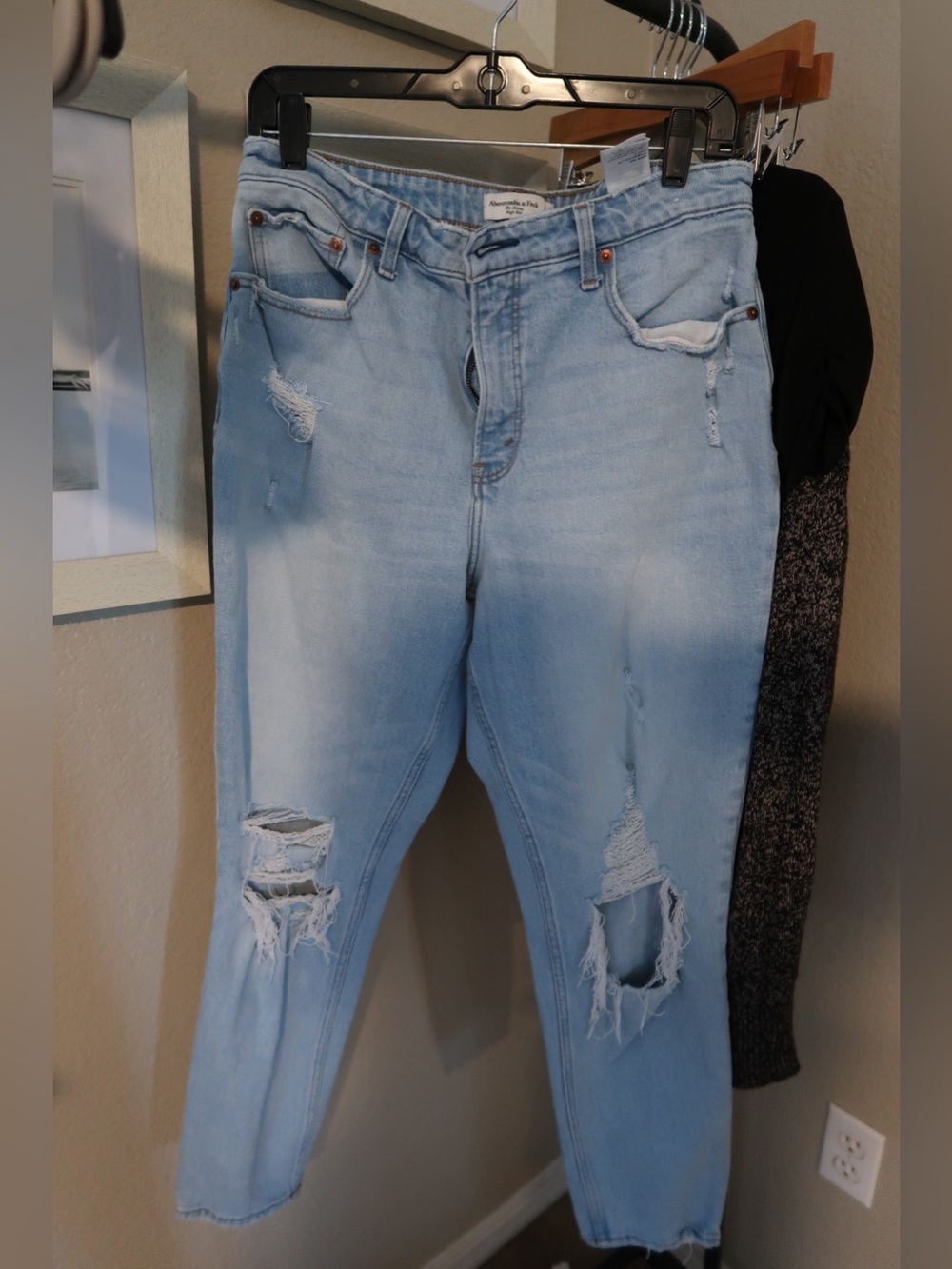 Abercrombie & Fitch Light Blue Women's Distressed Skinny Jeans